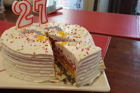 Egg Free Cake Box photo 1